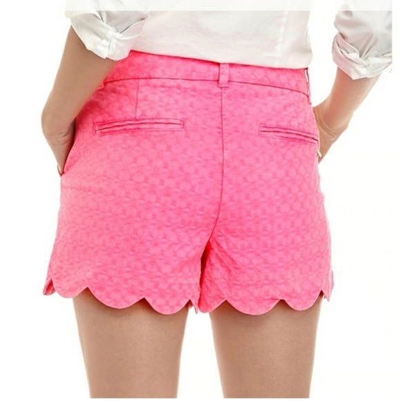 Crown & Ivy Pink Scalloped Hem Shorts Size 10 - Picture 4 of 7